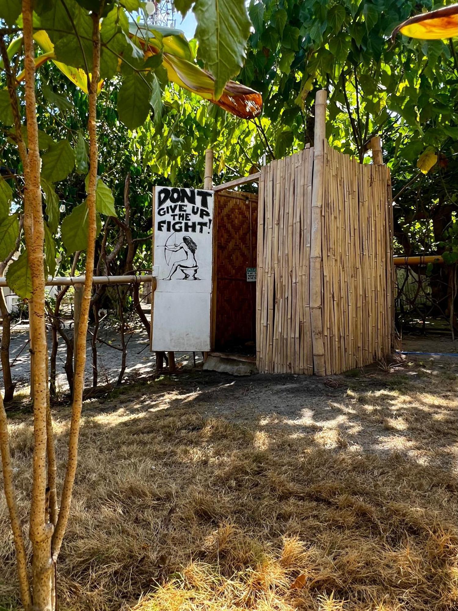 Хостел Tribal Huts Community Daanbantayan Экстерьер фото