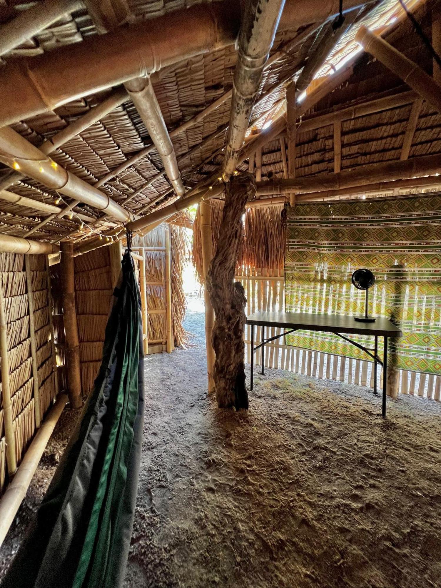 Хостел Tribal Huts Community Daanbantayan Номер фото