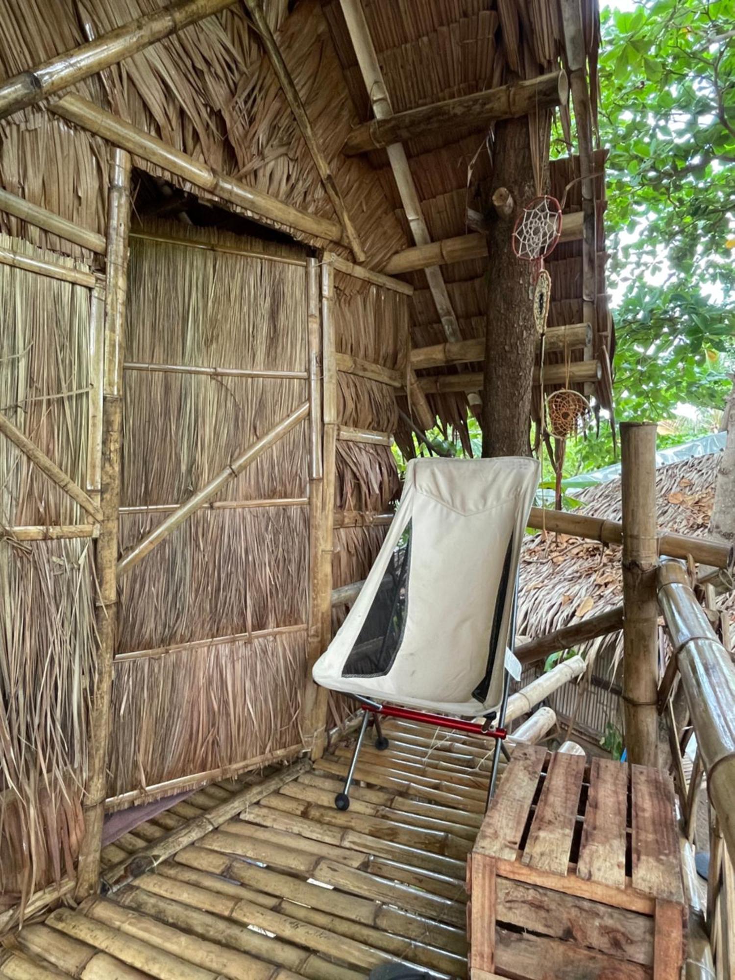 Хостел Tribal Huts Community Daanbantayan Номер фото